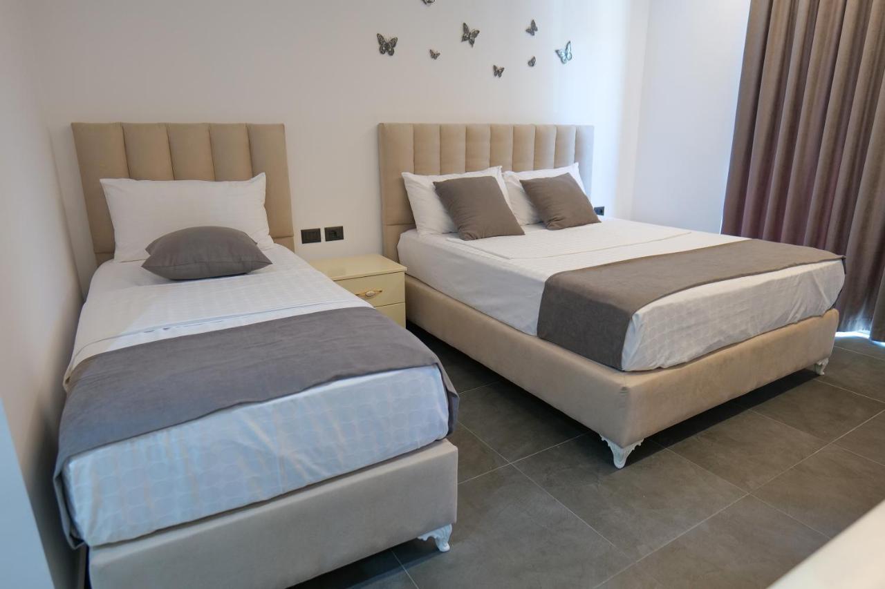 Vila Celaj Hotel Vlorë Екстериор снимка